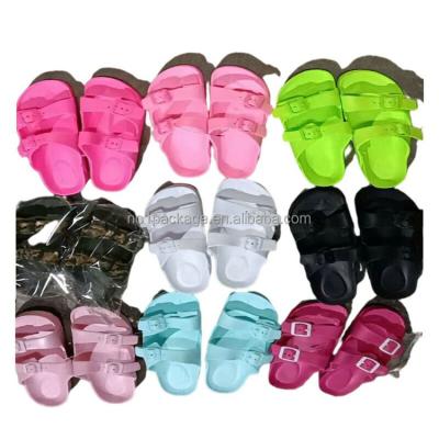 China $0.58 Model YH-KTT002 Size 24-35 Round Mix Colors Eva Material Kids Two Hooks House Slippers for sale