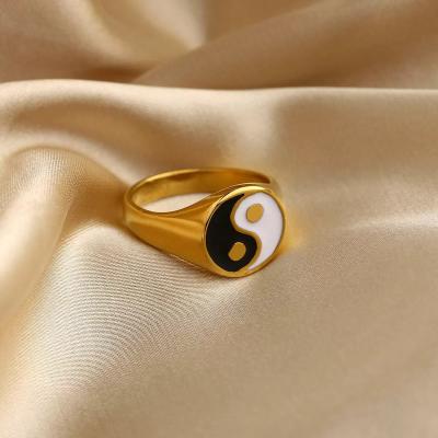 China Vintage Gold Plated Stainless Steel Shell Rings Heart Shape Yin Yang Chunky Finger Rings Waterproof Jewelry for sale