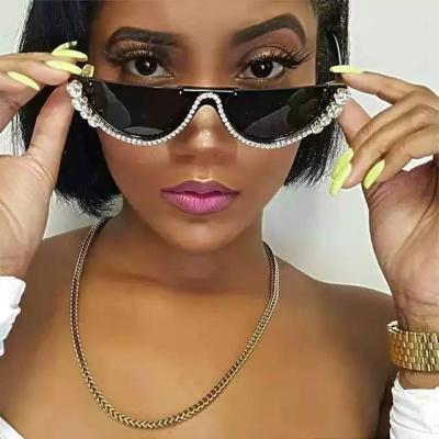 China Fashion sunglasses 2021 fashion personality half frame sunglasses small fresh diamond female sunglasses 2020 11 colors for sale