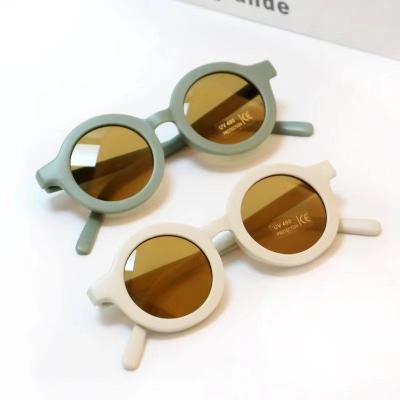 China Hot Selling Fashion Sunglasses Boys Boys Girls Shade Eyewear UV400 Cute Kids Sun Glasses Round Kids Sunglasses for sale