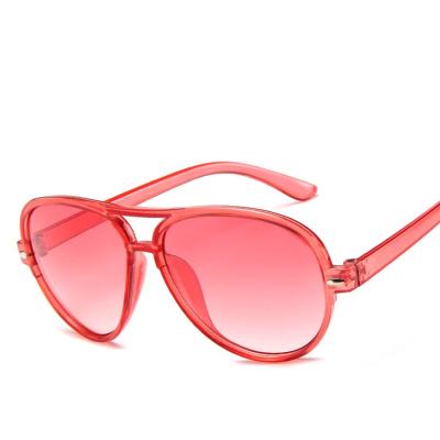 China Fashion Sunglasses Wholesale 2022 Fashion Kids Designer Sunglasses Girls Summer Glass Kids Shades for sale