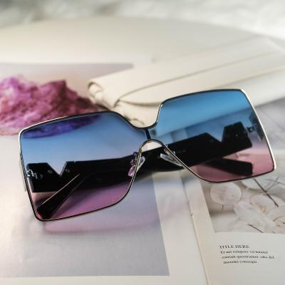 China New European and American fashion decorative female sunglasses large frame body sunglasses metal fashion united word V for sale