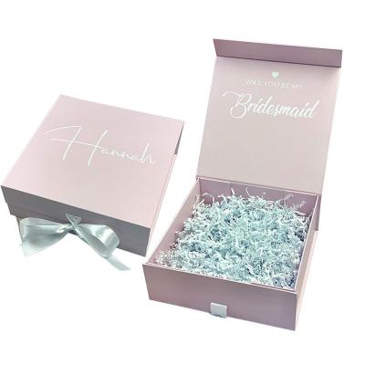 China OEM Luxury Custom Recyclable/Biodegradable Luxury Colorful Magnetic Folding Gift Wrapping Rose Small Wedding Favors Box With Ribbon Closure for sale