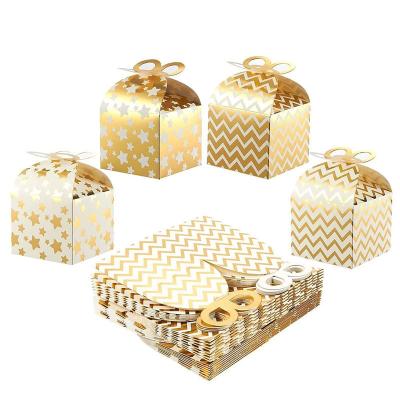 China Recyclable / Biodegradable Bride and Groom Dresses Candy Boxes Gifts Wedding Favor Box Chocolate Packaging Boxes for sale