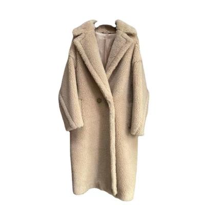 China 2022 Winter Female Breathable Lamb Fur Overcoat Plus Size Woolen Genuine Fur Coats And Long Jacket Winter Coats For Women for sale