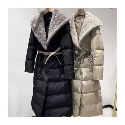 China Anti-wrinkle wholesales women Canada style white goose down mini order face cold North America coat winter jackets for sale