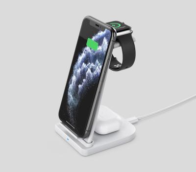 China Mobile Phone Factory Selll 3 in 1 10W QI Fast Wireless Charger Stand Detachable Dock for Smart Watch for IOS for Earphone for sale