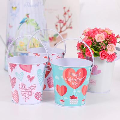 China Sustainable Fashion Design Galvanized Easter Ice Cream Bucket Valentine's Day Gift Tin Flower Bucket for sale