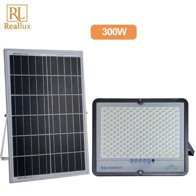 China ROAD new design hot sale ip67 50W 100W 200W 300W 500W outdoor waterproof dusk to dawn work led solar flood light for sale