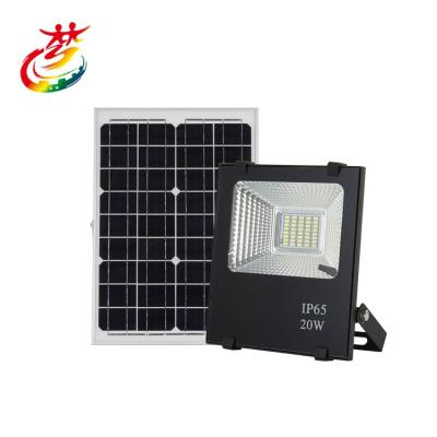 China Guomeng 25w 40w 60w 100w 200w 300w ROAD LED Remote Control Aluminum Outdoor Portable Solar Flood Light for sale