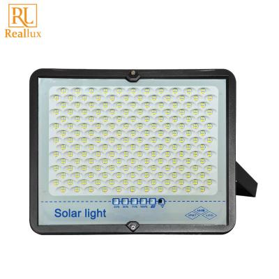 China WAREHOUSE 500W LED flood light lighting ip67 outdoor solar smart solar panel rotating 688 led solar light for sale