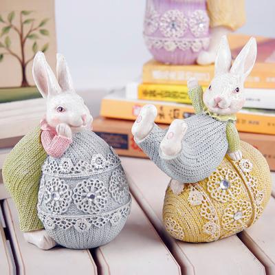 China Home Decoration Glass Vase Hanging Resin Rabbit Eggs Gift Craft 2022 Creative Cute Rabbit Holiday Home Decoration for sale