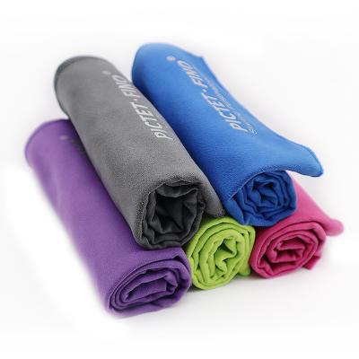 China 2021 RH38 QUICK DRY Microfiber Hot Colorful Quick Dry Gym Sports Travel Outdoor Running Towel With Retail Bag for sale