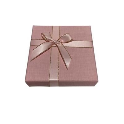 China Recyclable New Rose Ribbon High End Gift Box Can Be Customized Printing Valentine's Day Gift Box for sale