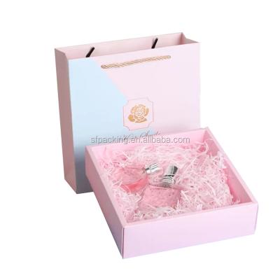 China Recyclable Luxury Customized Shopping Paper Gift Packaging Bag for sale