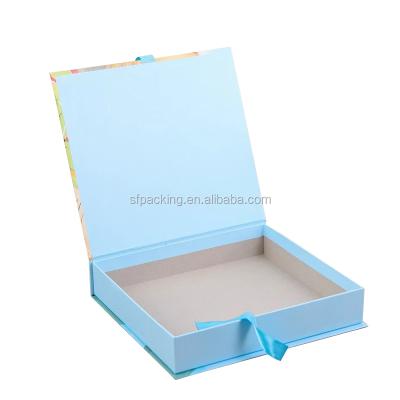 China Recyclable Custom Design Printing Cardboard Clamshell Gift Boxes Wholesale for sale