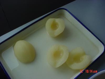 China Traditional Tasty Canned Fresh Pears High In Vitamin C And Nutrition for sale