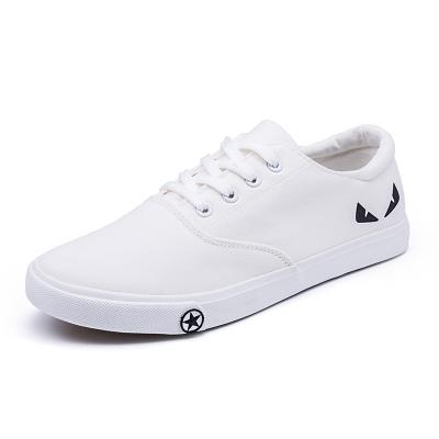 China Simple Design Durable Custom Men's Casual Vulcanized Skateboard Shoes for sale