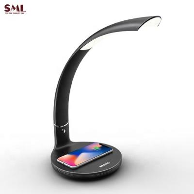 China SML 5 Brightness Charging Eye Protection Table Lampara Wireless Modern LED Lamp USB Port Durable Folding Desk Lamp for sale