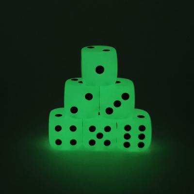 China Custom Polyhedral DND Games Game Magic Trick Pixels Electronic Glow LED DND Dice for sale