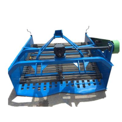 China 2021 small four-whee potato maker price high volume potato harvester for sale for sale