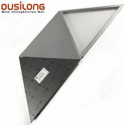 Cina Mesh Clip Snap di alluminio/di alluminio del triangolo acustico nel soffitto di Trianguler incorniciato pannello per soffitti in vendita