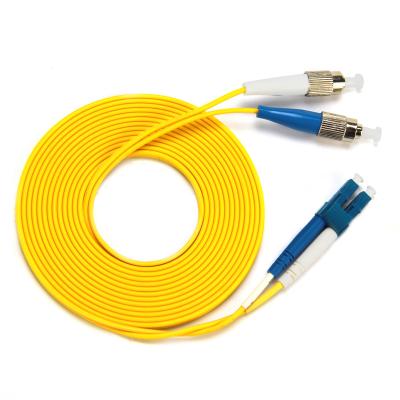 China FTTH Length Color Telecom Systems Customized Single Mode LC To FC Fiber Optic Patch Cord for sale