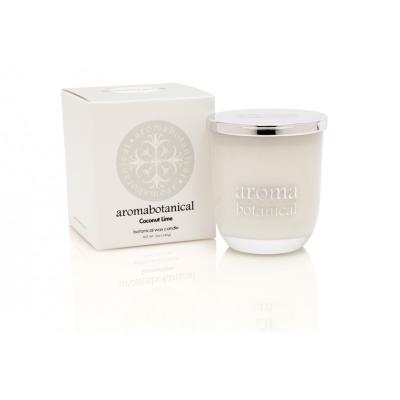 China Scented smooth wax strongly scented candle, milky color with metal lid in gift box for sale