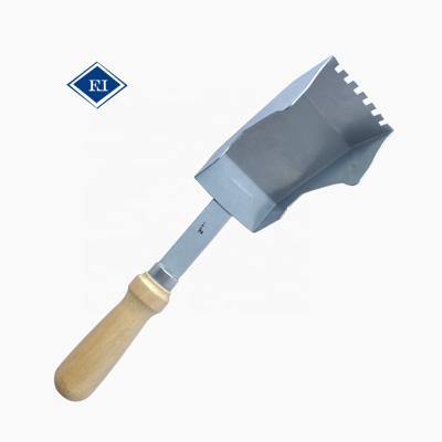 China SQUARE special design for trowel scoop with wooden handle for sale