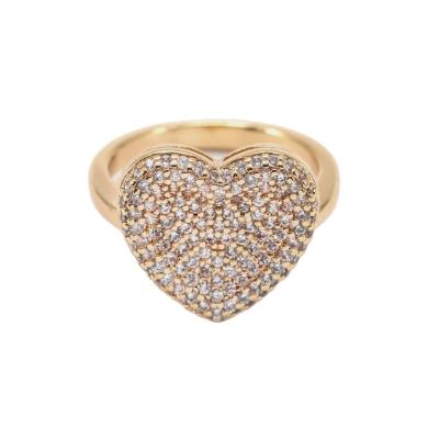 China NEW Cute Heart Ring Gold Plated Charm Rings For Women Zircon Pave Wedding Ring Hip Hop Fashion Love Heart Engagement Ring for sale