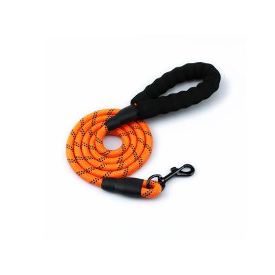 China Wholesale Strong Strong Round Reflective Nylon Rope Dog Leash With Comfortable Padded Handle for sale