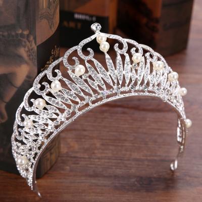 China Zinc alloy pearls crowns main handmade bridal tiaras and accessories crowns wedding bride wedding crown for sale