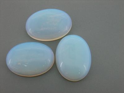 China Polished Loose Opal Gemstone Cabochon Oval Opal Gemstone Cut Out Cabochon for sale