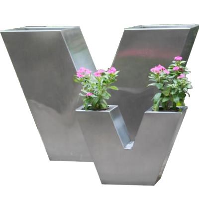 China Modern Stainless Steel Patio Planting Pots For Square Street Plaza Shopping Mall for sale