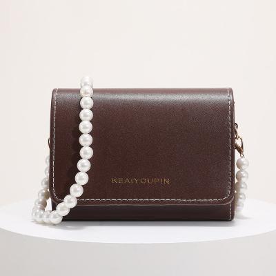 China New Fashion Mini Pearl Chain Shoulder Bag Women Handbags Ladies Mini Crossbody Bag for sale