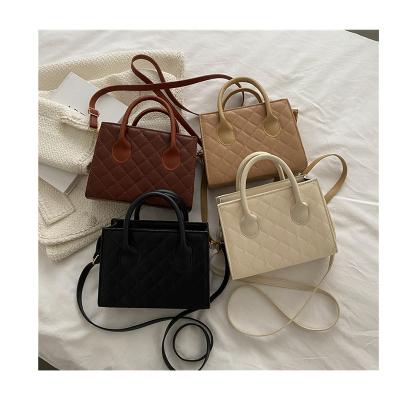 China Fashion Super Popular Small Ringed Cross - Body Bag Women Soft Single Shoulder Bag Tilt Women's Bags for sale