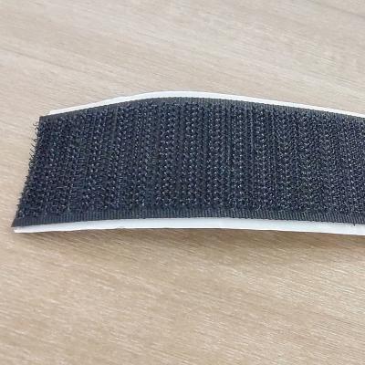 Chine Hook and Loop Heavy Duty, Sticky Back Hook and Loop Strip Self Adhesive Webbing 50mm Width à vendre