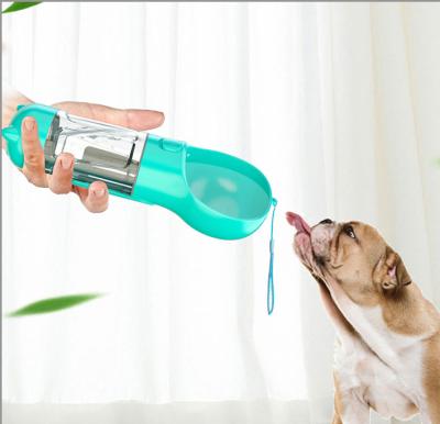 China New Amazon Hot Viable Multi Function Travel Pet Water Bottle Cat Water Fountain Outdoor Pet Water Fountain for sale