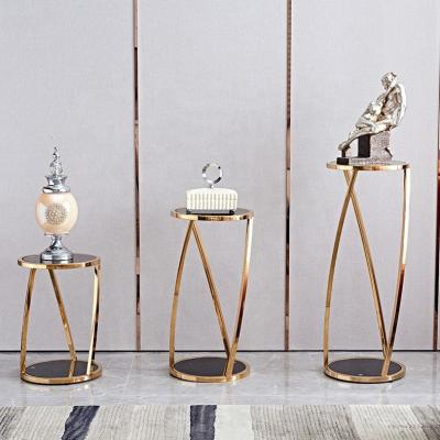 China Italy Design Modern Furniture Fashion Light Luxury Gold Stainless Steel Aisle Wedding Flower Stands For Living Room for sale