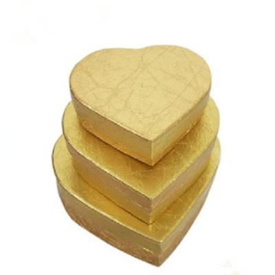 China Recycled Materials Luxury Heart Shaped Wedding Gift Boxes Chocolate Box for sale