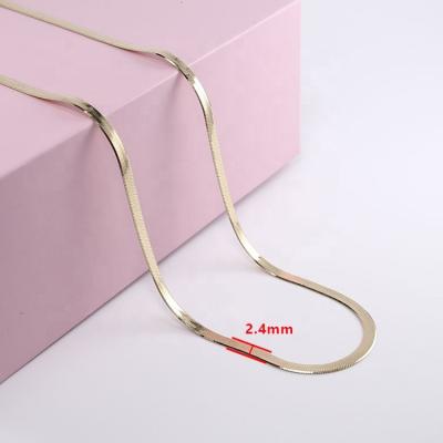 China CLASSIC Pure Solid Gold 18 Carat Flat Snake Jewelry 3mm 18K Gold Fishbone Chain Necklace For Men Women for sale