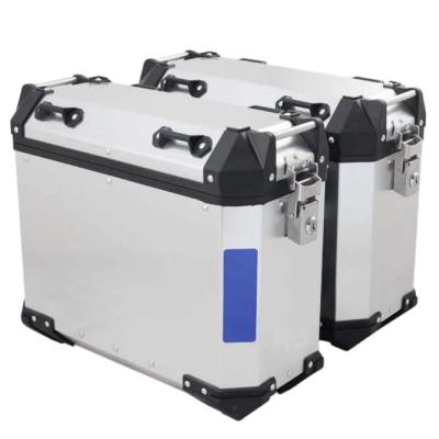 China Motorcycle Aluminum Panniers Side Cases 33L Motorcycle Aluminum Box Anodized Silver or Black for sale