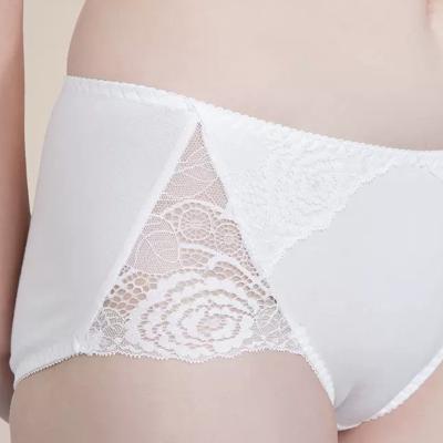 China Seamless Lightweight Breathable Close Fitting Comfort Lace Pattern Sexy Underwear Women Panty for sale