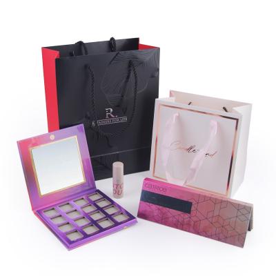 China Recyclable Luxury Paper Cosmetics Packaging Carry Bag, Printed Paper Bags For Packaging Small Cosmetic And Luxury Skincare Packaging Paper Bag for sale