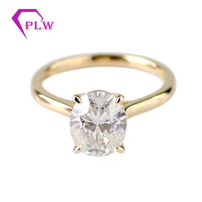 China 14k & 18k Gold Moissanite Real Gold Ring18K Gold Oval Cut 8*10mm Synthetic Diamond Prong Seeting White Gold Ring for sale