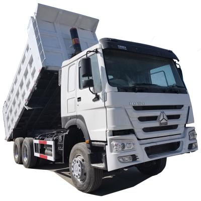 Cina Sinotruk HOWO ha usato tri Axle Dump Trucks Tipper Trucks usata 6x4 375HP in vendita