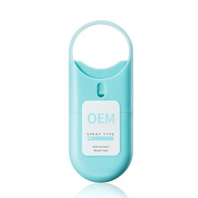 China 10ml Adult Portable Oral Care Fragrance Mouth Breath Freshener Portable Mint Spray For Bad Breath for sale