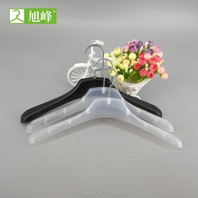 China Xufeng Eco-friendly Material Factory Direct Sales 43cm Plastic Coat Hanger 1005 for sale