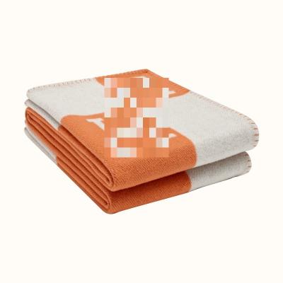 China H Letter Wool Knitted Blanket Cashmere  Furniture Decorative Blankets MAOTAN-FBL-00090 for sale