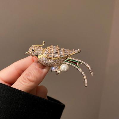 China Wholesale Fashionable Bulk Real Gold Plated 18K Zircon Pearl Bird Brooch for sale